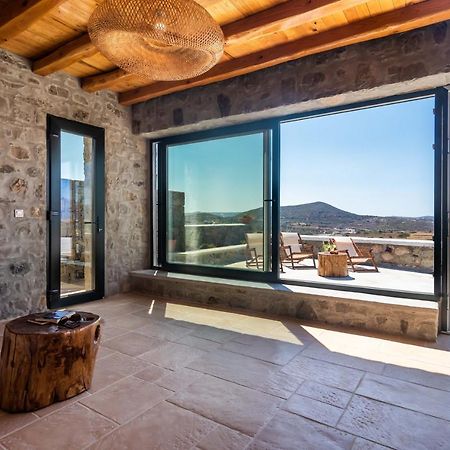Petra Residence Mini Pool Spa Adámas Eksteriør bilde