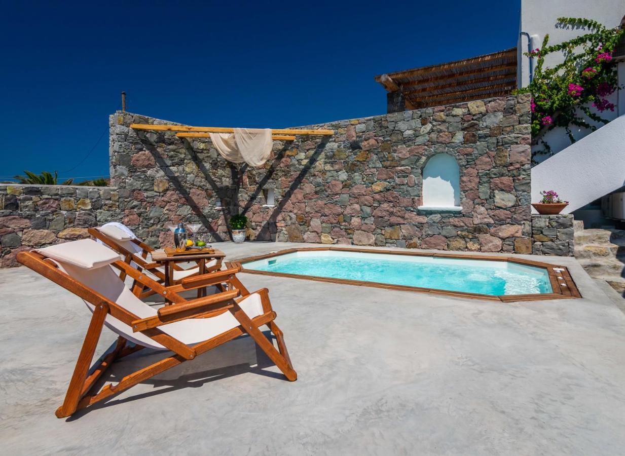 Petra Residence Mini Pool Spa Adámas Eksteriør bilde
