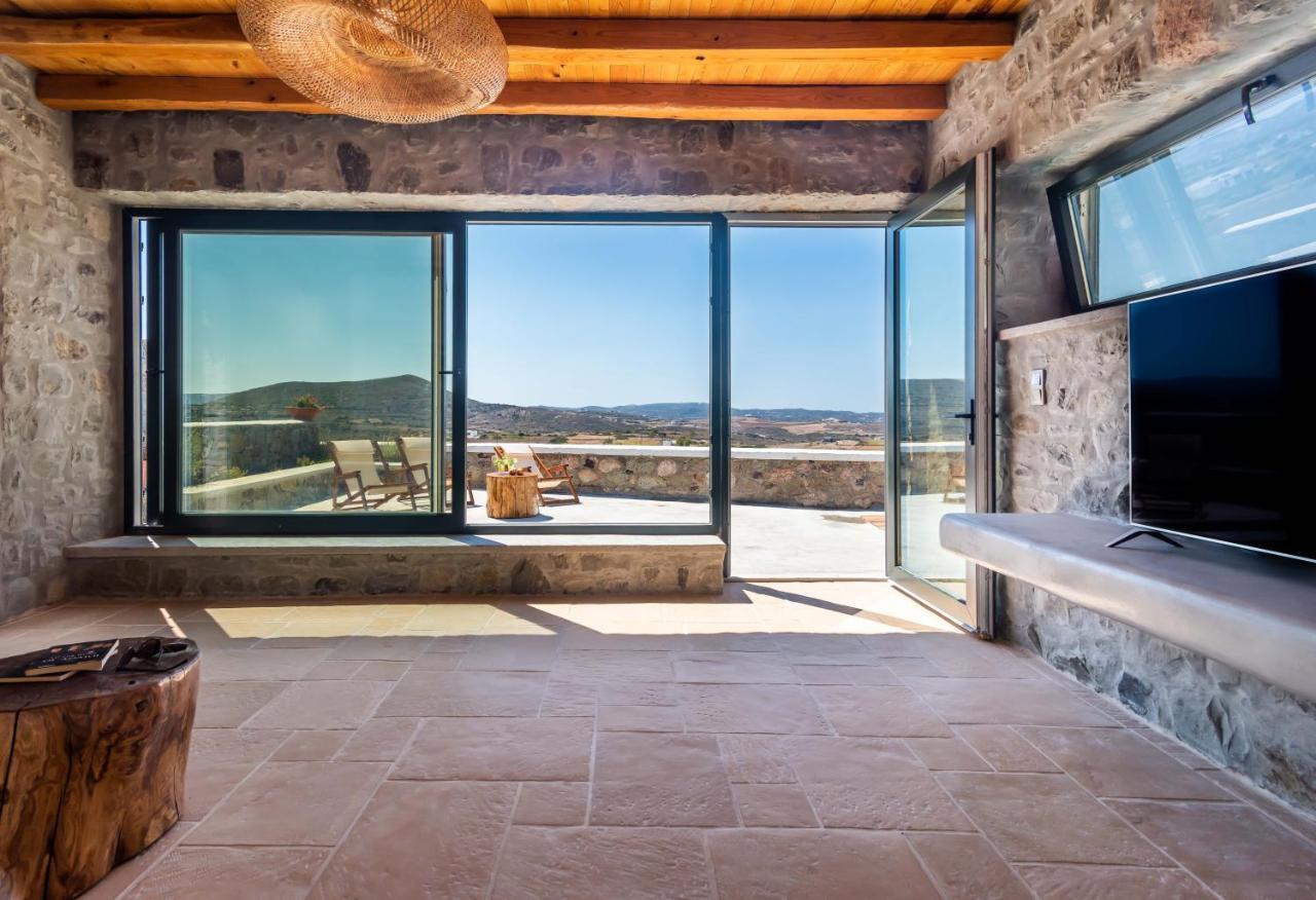 Petra Residence Mini Pool Spa Adámas Eksteriør bilde