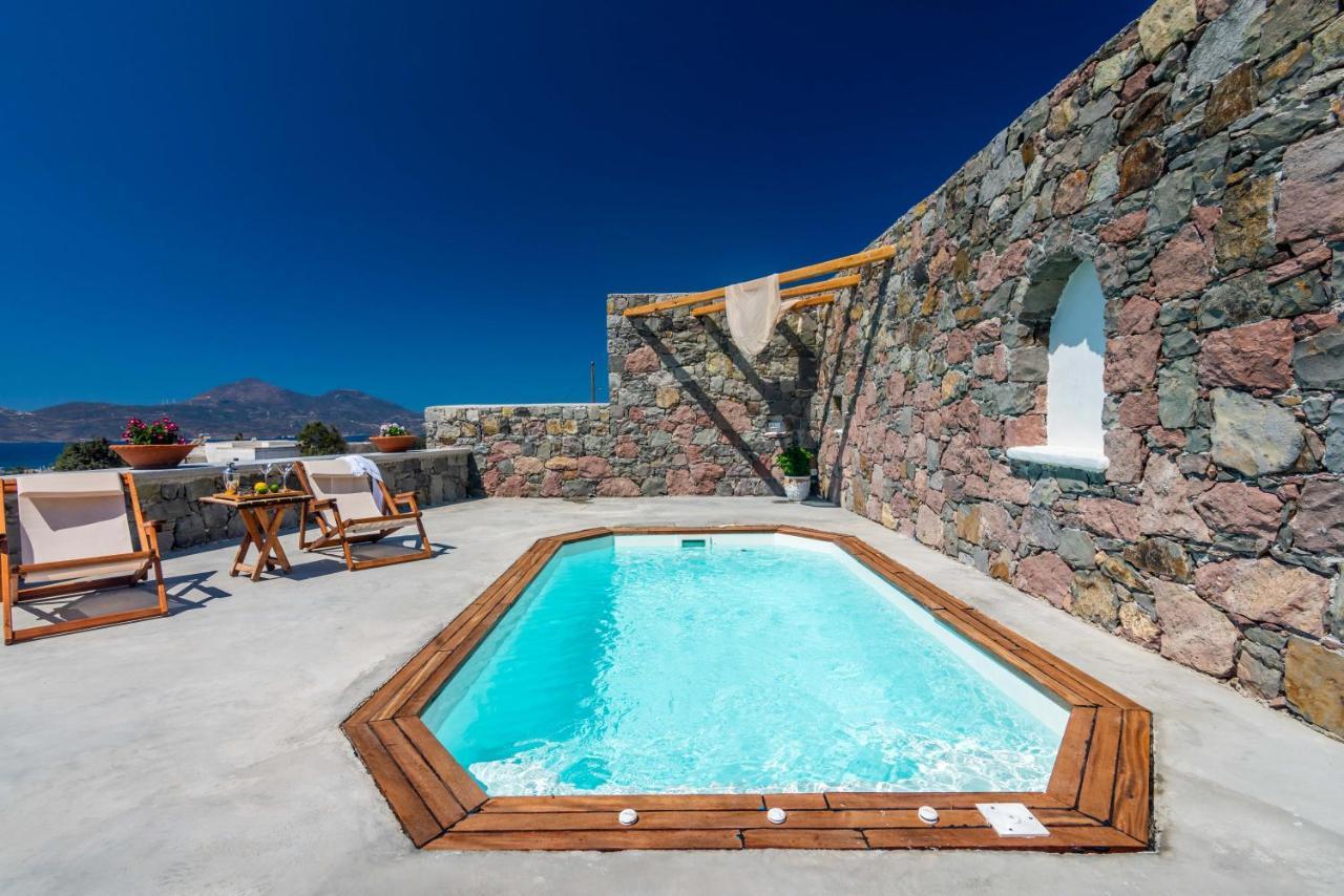 Petra Residence Mini Pool Spa Adámas Eksteriør bilde